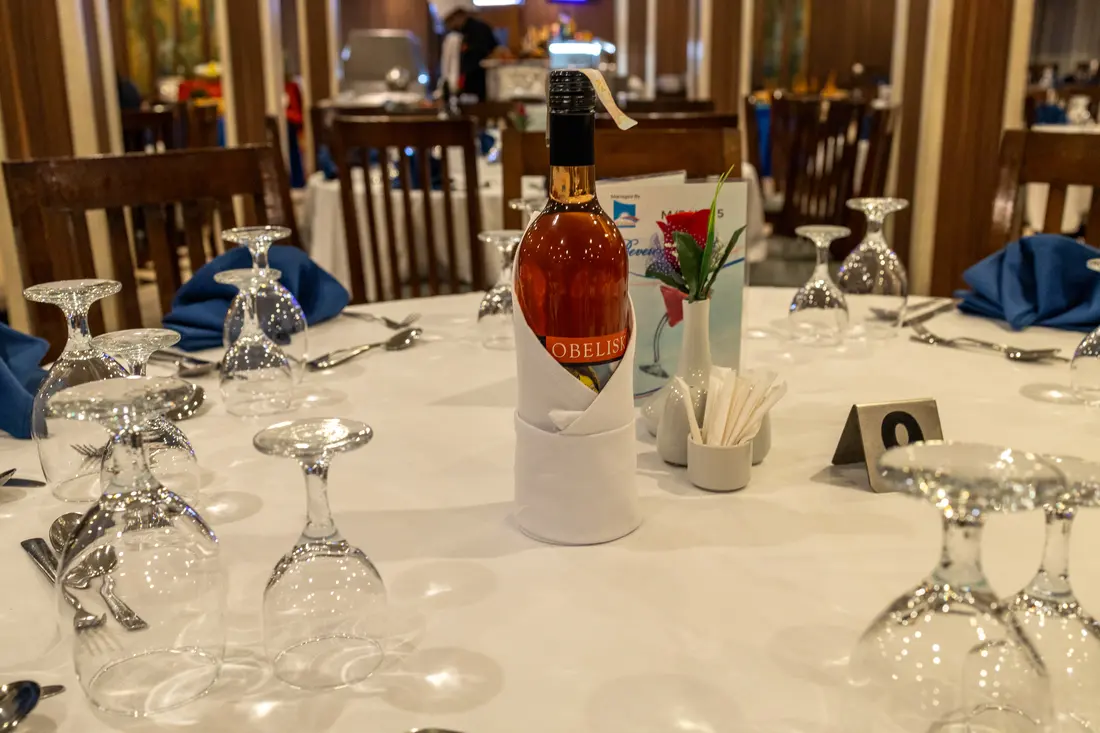 hapi v dinner and african party 53